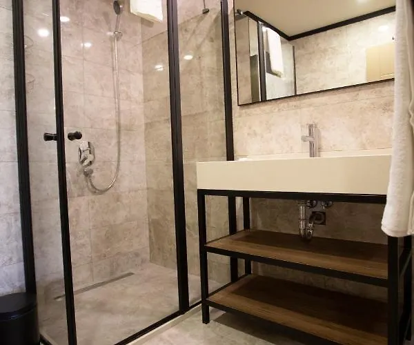 Hotel Besiktas Serenity 4*